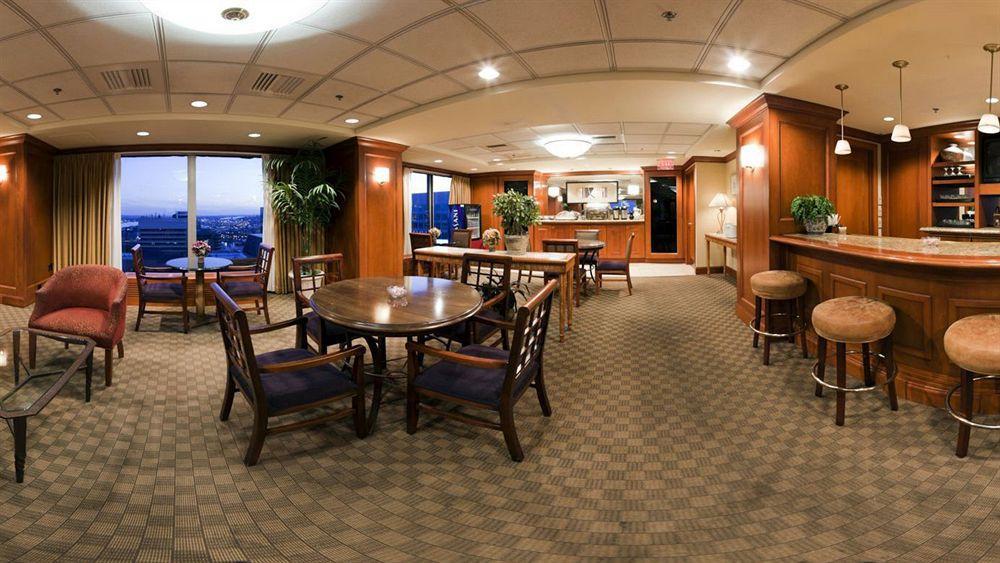 City Place Hotel Saint Louis Bagian luar foto