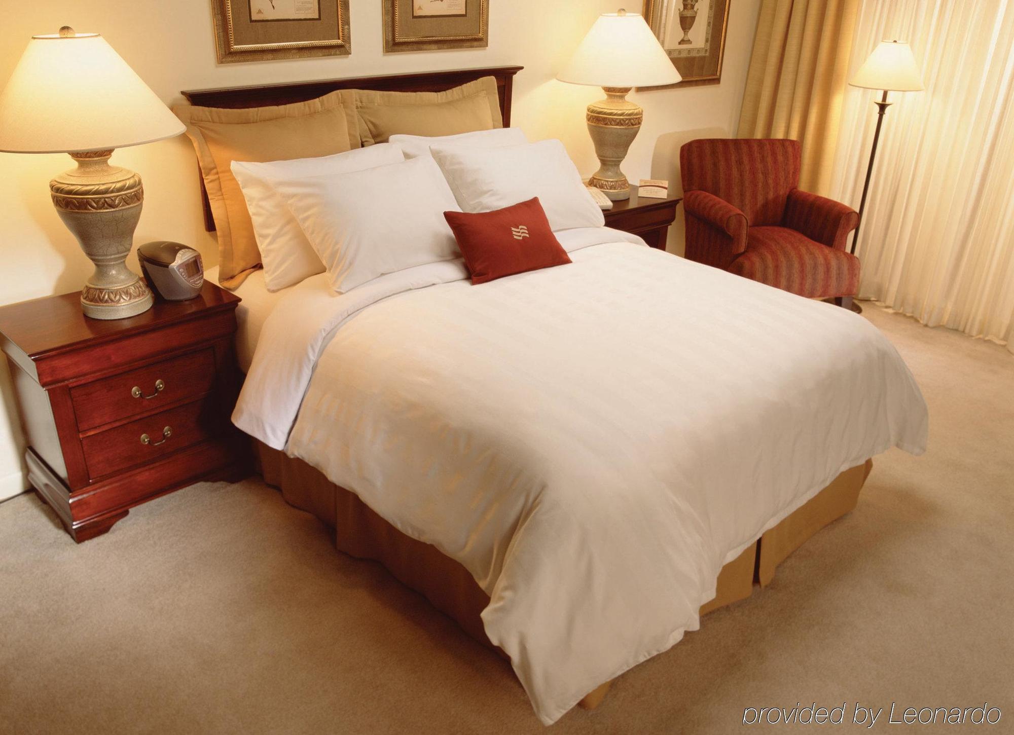 City Place Hotel Saint Louis Bagian luar foto