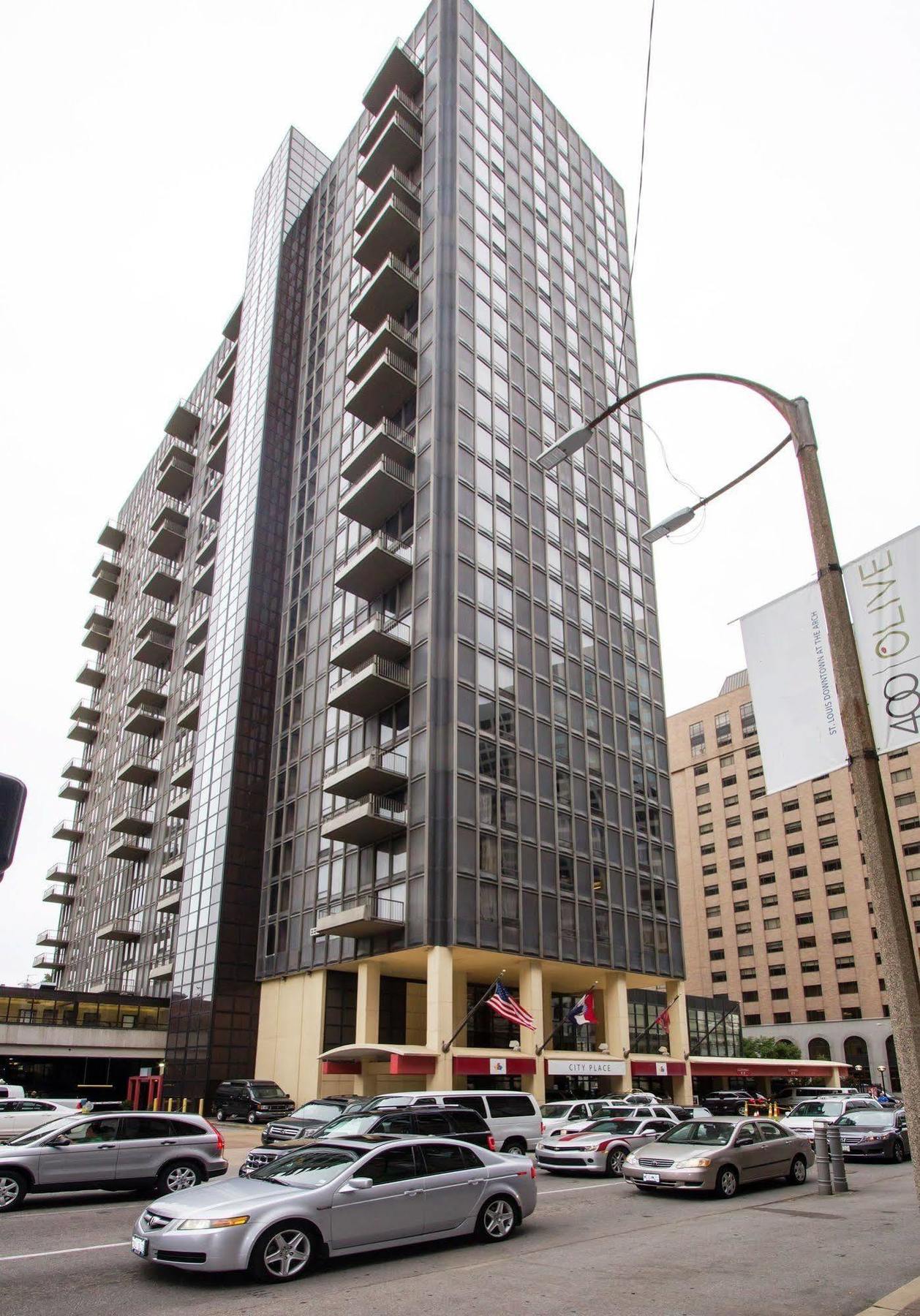City Place Hotel Saint Louis Bagian luar foto
