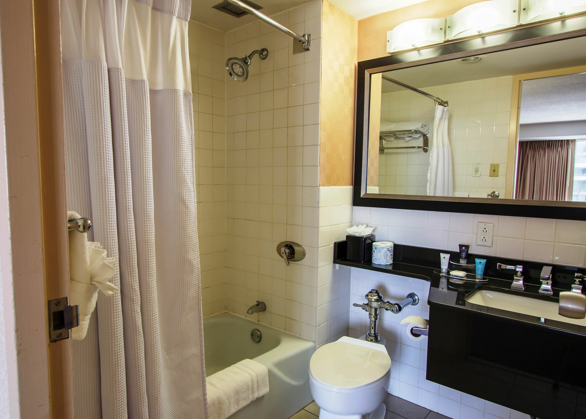 City Place Hotel Saint Louis Bagian luar foto