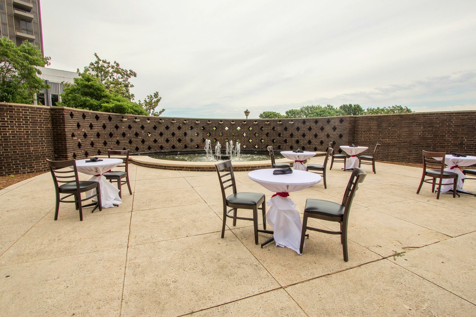 City Place Hotel Saint Louis Bagian luar foto